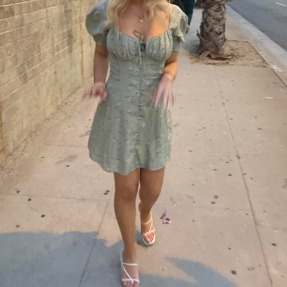 New Urban Outfitters Floral‎ Dress - Picture 4 of 12